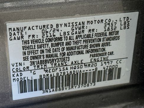 Used 2024 Nissan Sentra S FWD image 12