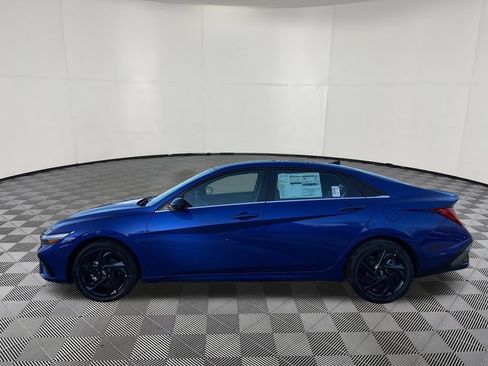Used 2026 Hyundai Elantra SEL Sport Premium FWD image 11