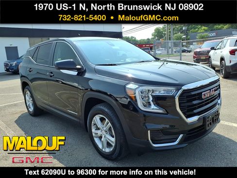Certified 2023 GMC Terrain SLE FWD image 1