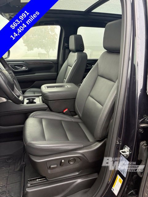 Used 2024 Chevrolet Suburban Z71 w/ Luxury Package AWD/4WD image 14