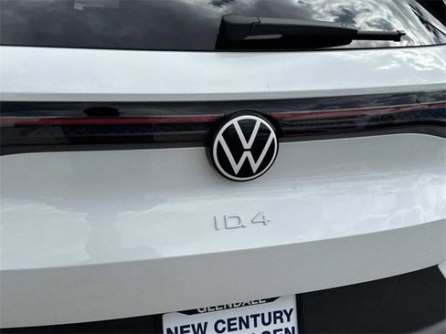 New 2025 Volkswagen ID.4 Pro image 5