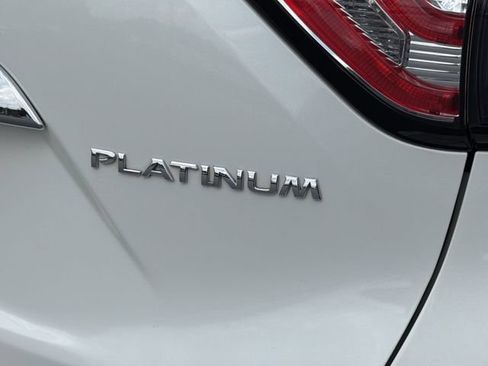 Used 2016 Nissan Murano Platinum w/ Platinum Technology Package FWD image 7