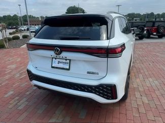 Used 2026 Volkswagen Tiguan SE R-Line FWD video 2