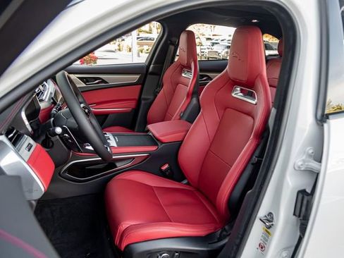 New 2025 Jaguar F-PACE R-Dynamic S image 13