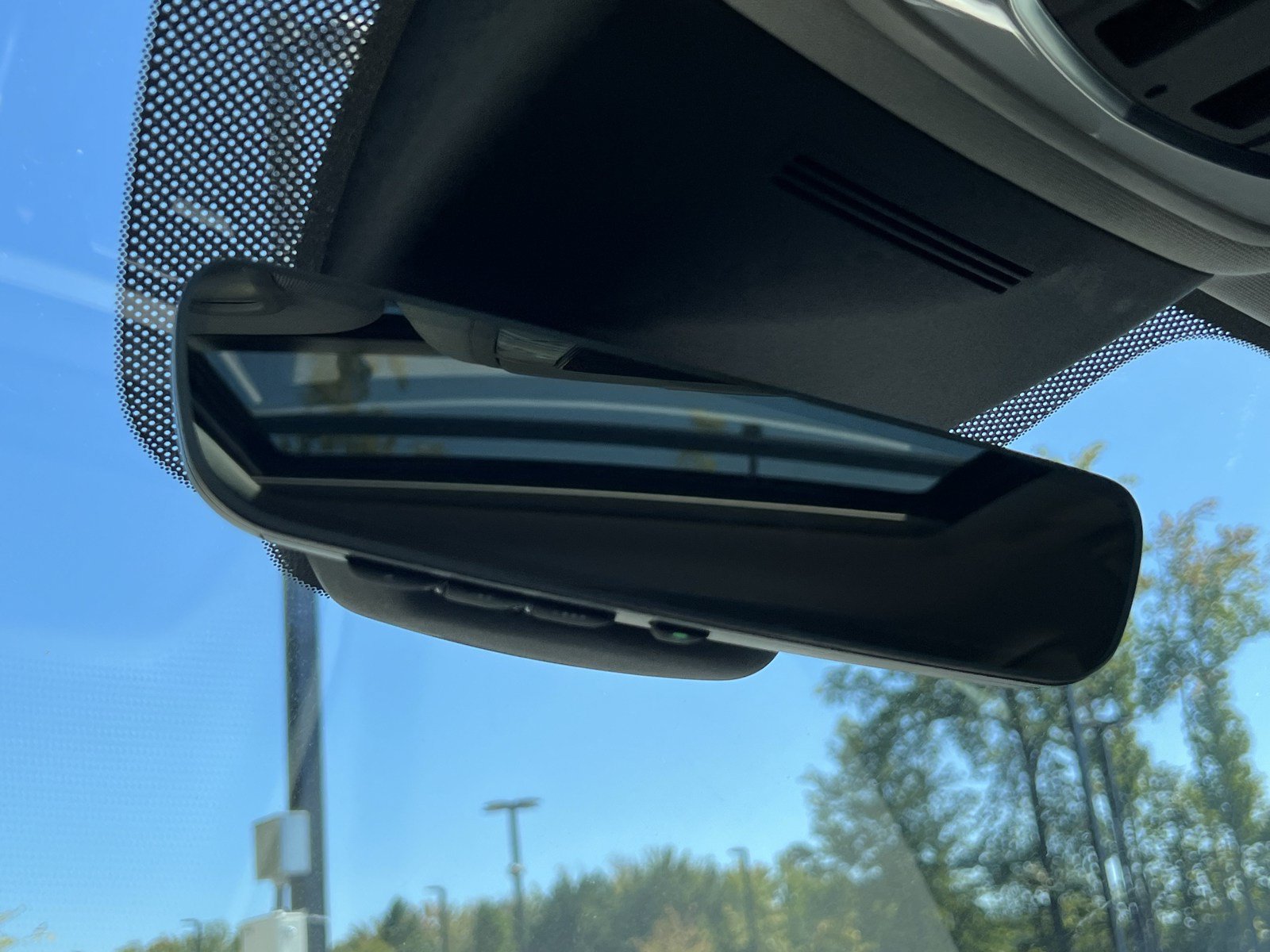 Certified 2025 Acura MDX w/ Technology Package FWD image 27