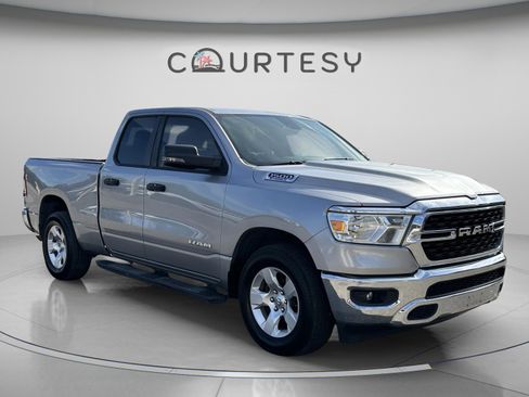 Used 2023 RAM 1500 Big Horn AWD/4WD image 9