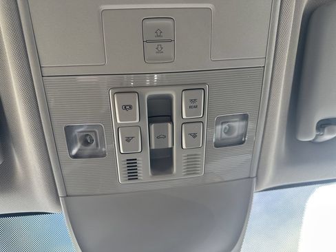 New 2026 Volkswagen Taos SE AWD/4WD image 65