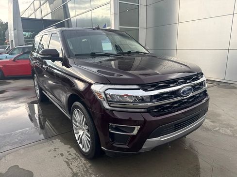 Certified 2024 Ford Expedition Limited RWD image 1