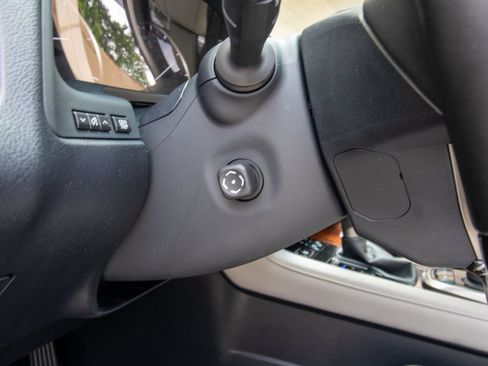 Used 2019 Lexus RX 350L FWD w/ Premium Package image 38