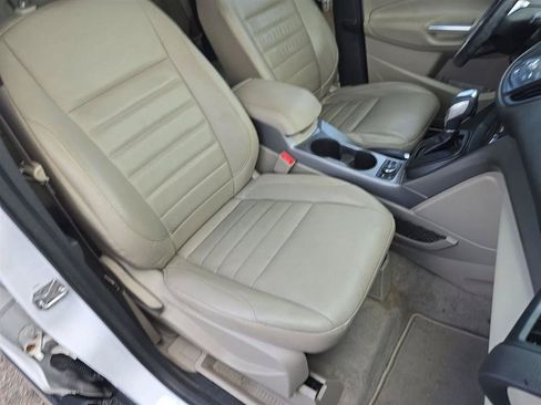 Used 2015 Ford Escape SE w/ Equipment Group 201A FWD image 14