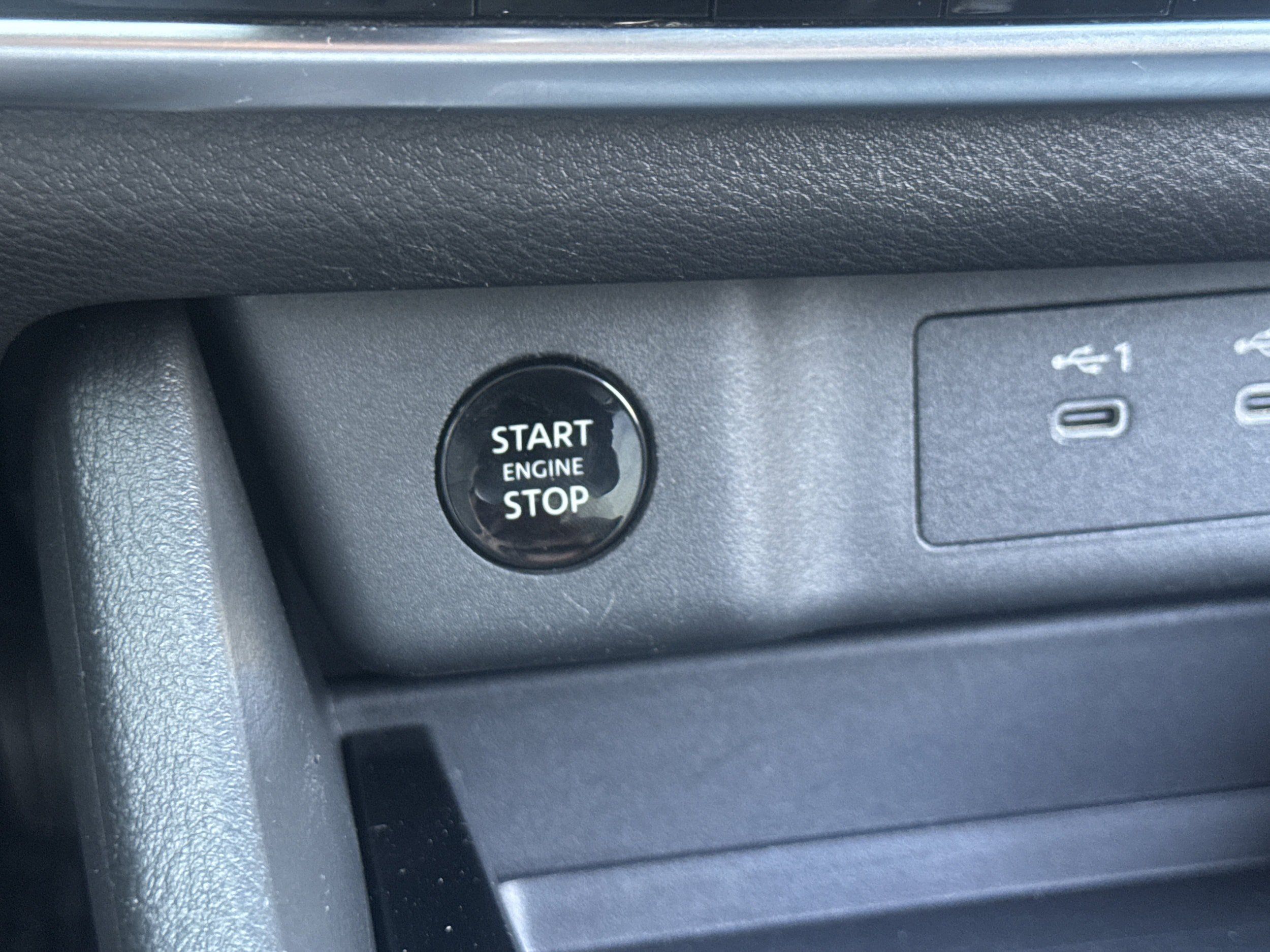 Used 2024 Nissan Rogue SV AWD/4WD image 22