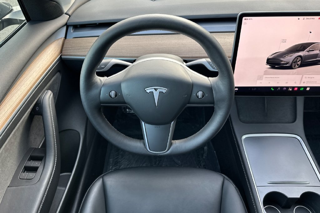 Used 2023 Tesla Model 3 Standard Range RWD image 13