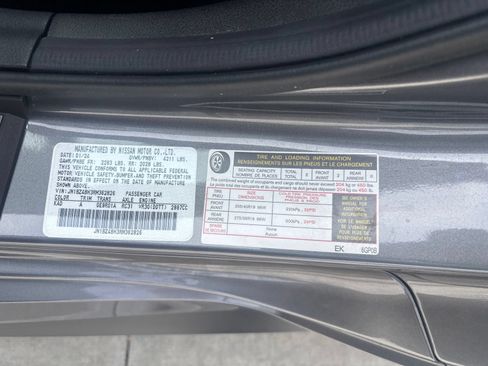 Used 2024 Nissan Z Performance w/ Floor Mat Package RWD image 9
