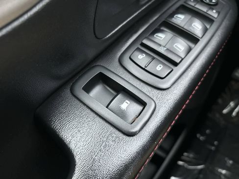 Used 2019 Dodge Grand Caravan GT image 25