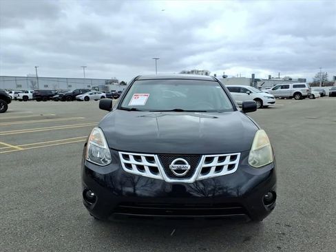 Used 2013 Nissan Rogue S w/ Special Edition Pkg image 2