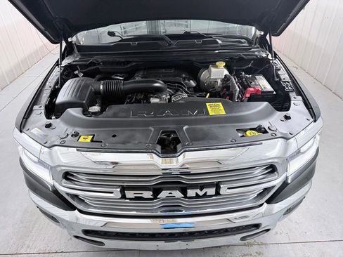 Used 2019 RAM 1500 Laramie AWD/4WD image 44