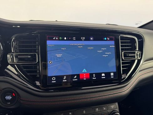 Used 2023 Dodge Durango GT image 17