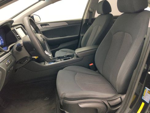 Used 2019 Hyundai Sonata SE FWD image 17