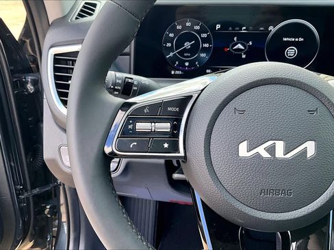 Certified 2026 Kia Seltos EX w/ EX Sunroof Package image 44