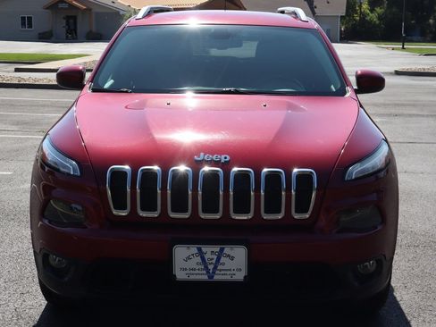 Used 2014 Jeep Cherokee Latitude w/ Comfort/Convenience Group AWD/4WD image 12