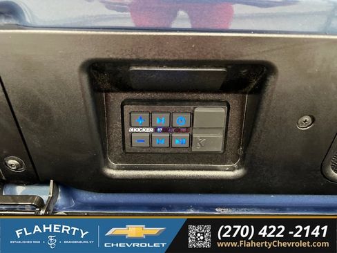 Used 2025 GMC Sierra 2500 Denali Ultimate AWD/4WD image 21
