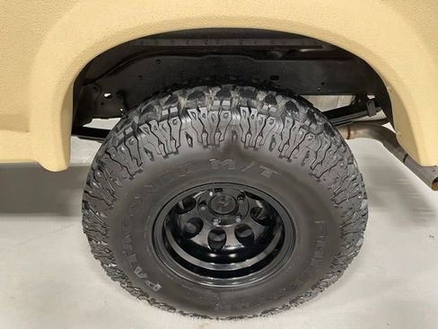 Used 1989 Ford Bronco Custom image 13