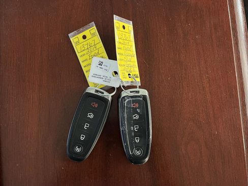 Used 2019 Ford Escape Titanium image 36