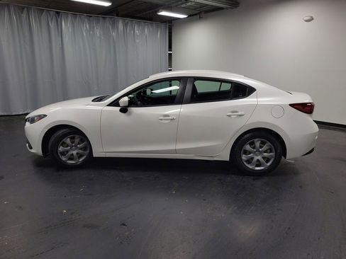 Used 2014 MAZDA MAZDA3 i Sport image 6