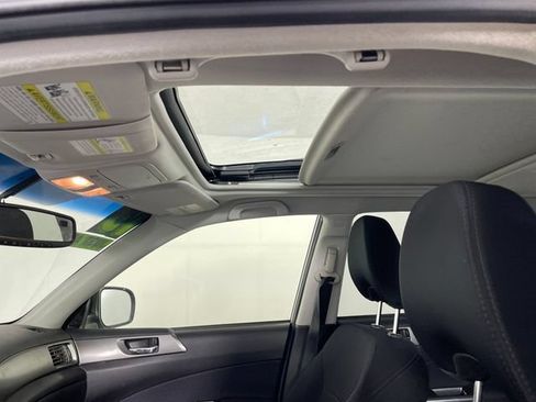 Used 2013 Subaru Forester 2.5X Premium w/ All-Weather Plus Pkg AWD/4WD image 12