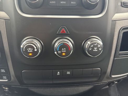 Used 2017 RAM 1500 ST w/ SXT Appearance Group AWD/4WD image 19