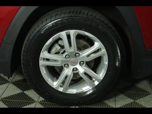 Used 2022 GMC Terrain SLE w/ Driver Convenience Package AWD/4WD image 6