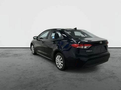 Used 2026 Toyota Corolla LE FWD image 2