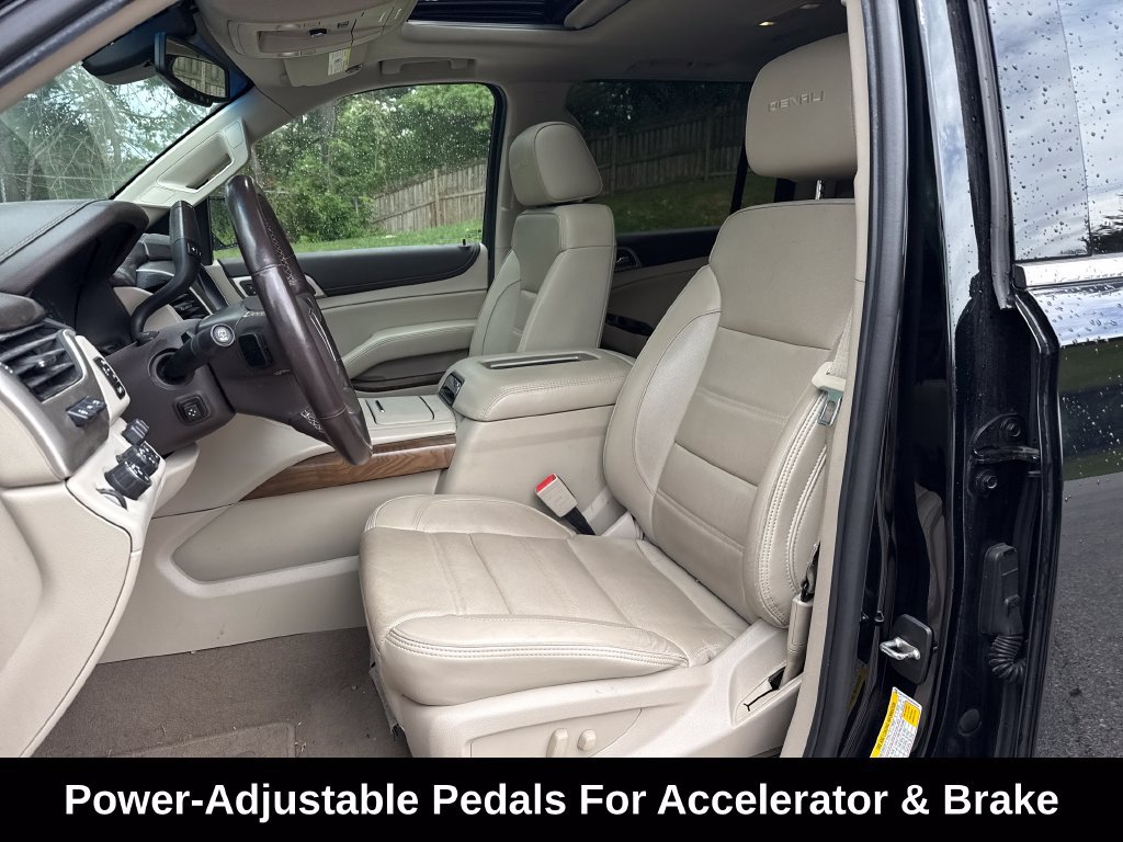 Used 2019 GMC Yukon XL Denali AWD/4WD image 12