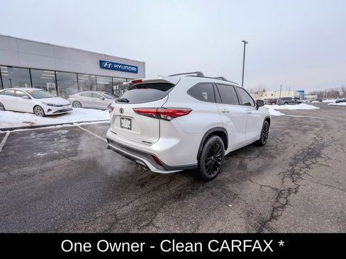 Used 2023 Toyota Highlander XSE image 7