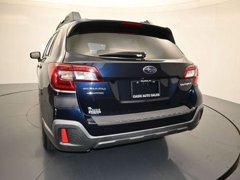 Used 2018 Subaru Outback 2.5i AWD/4WD image 22
