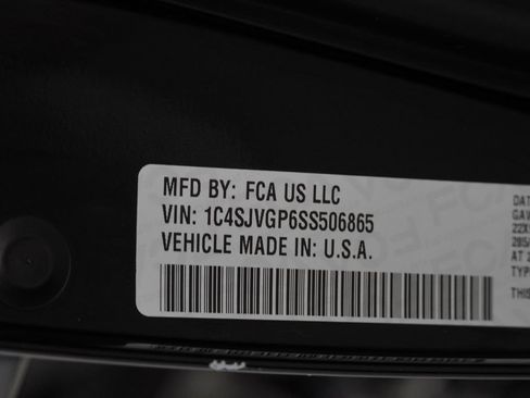 Certified 2025 Jeep Grand Wagoneer Series III w/ Rear Seat Video Group 1 AWD/4WD image 57