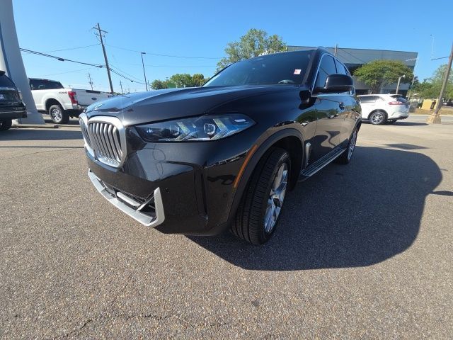 Used 2024 BMW X5 sDrive40i w/ Premium Package RWD image 4