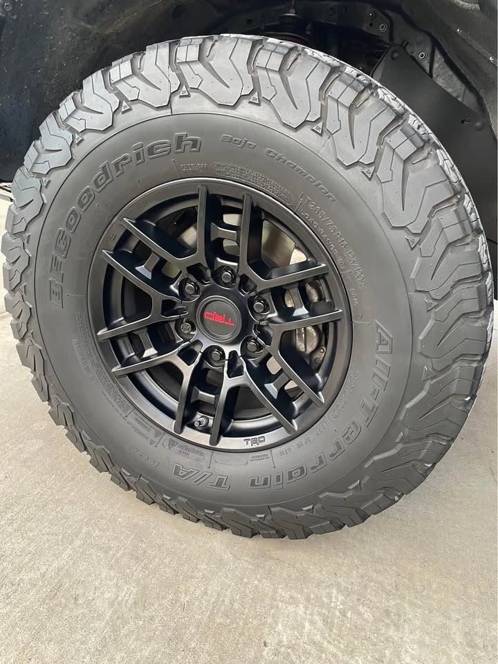 Used 2020 Toyota Tacoma TRD Pro AWD/4WD image 8