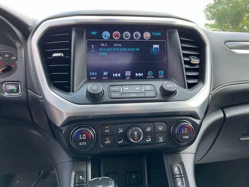Used 2018 GMC Acadia SLT AWD/4WD image 23