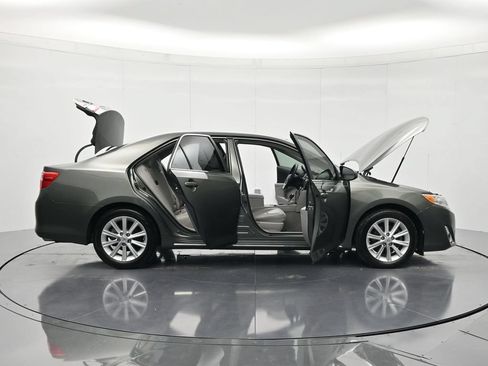 Used 2013 Toyota Camry XLE FWD image 47