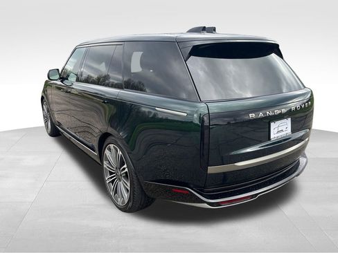 Used 2024 Land Rover Range Rover Long Wheelbase SE AWD/4WD image 3