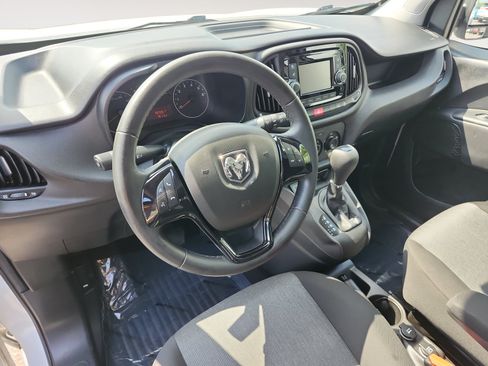 Used 2020 RAM ProMaster City Tradesman SLT w/ Window Group 05 FWD image 10
