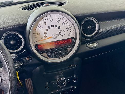 Used 2013 MINI Cooper S FWD image 17