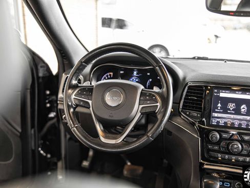 Used 2020 Jeep Grand Cherokee Limited X image 23