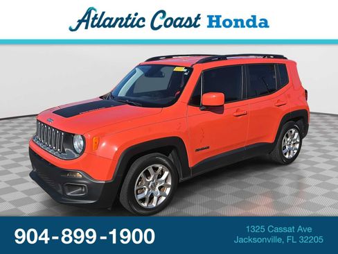 Used 2018 Jeep Renegade Latitude w/ UConnect 8.4 Nav Group FWD image 1
