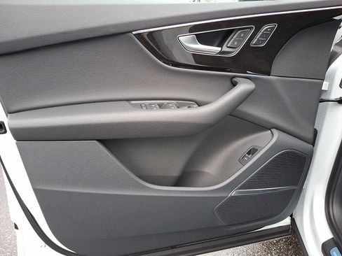 New 2026 Audi Q7 2.0T Premium image 8