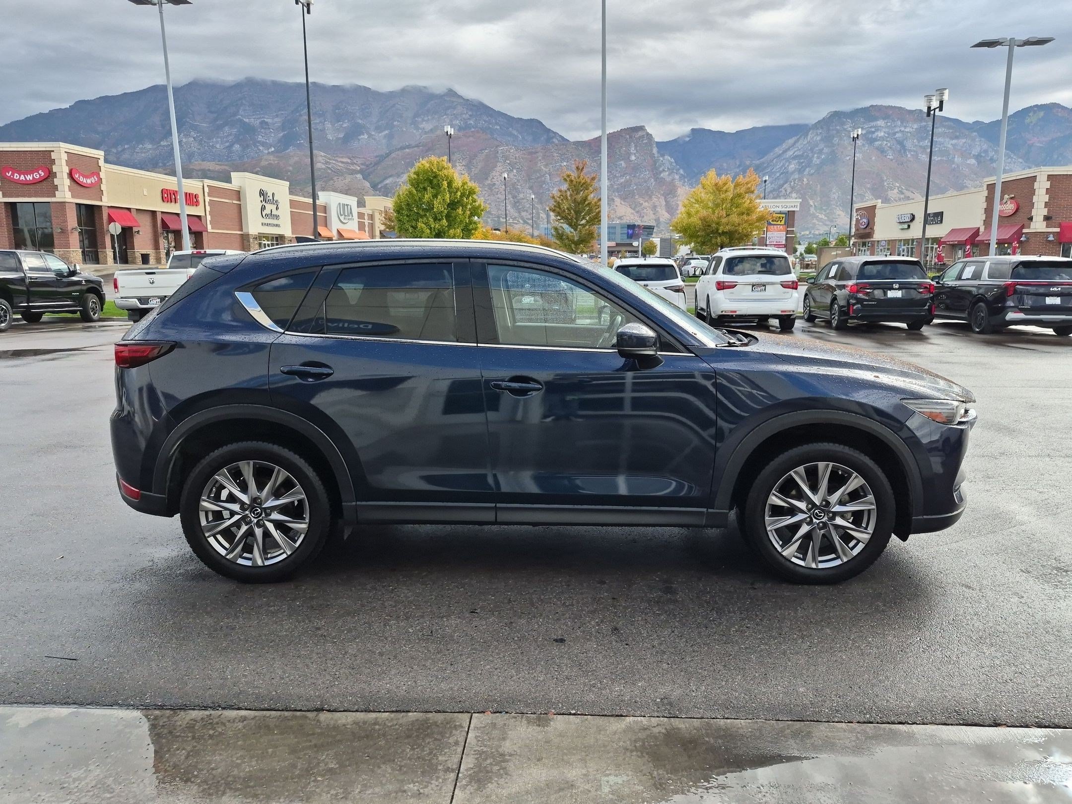 Used 2019 MAZDA CX-5 Grand Touring w/ GT Premium Package AWD/4WD image 2