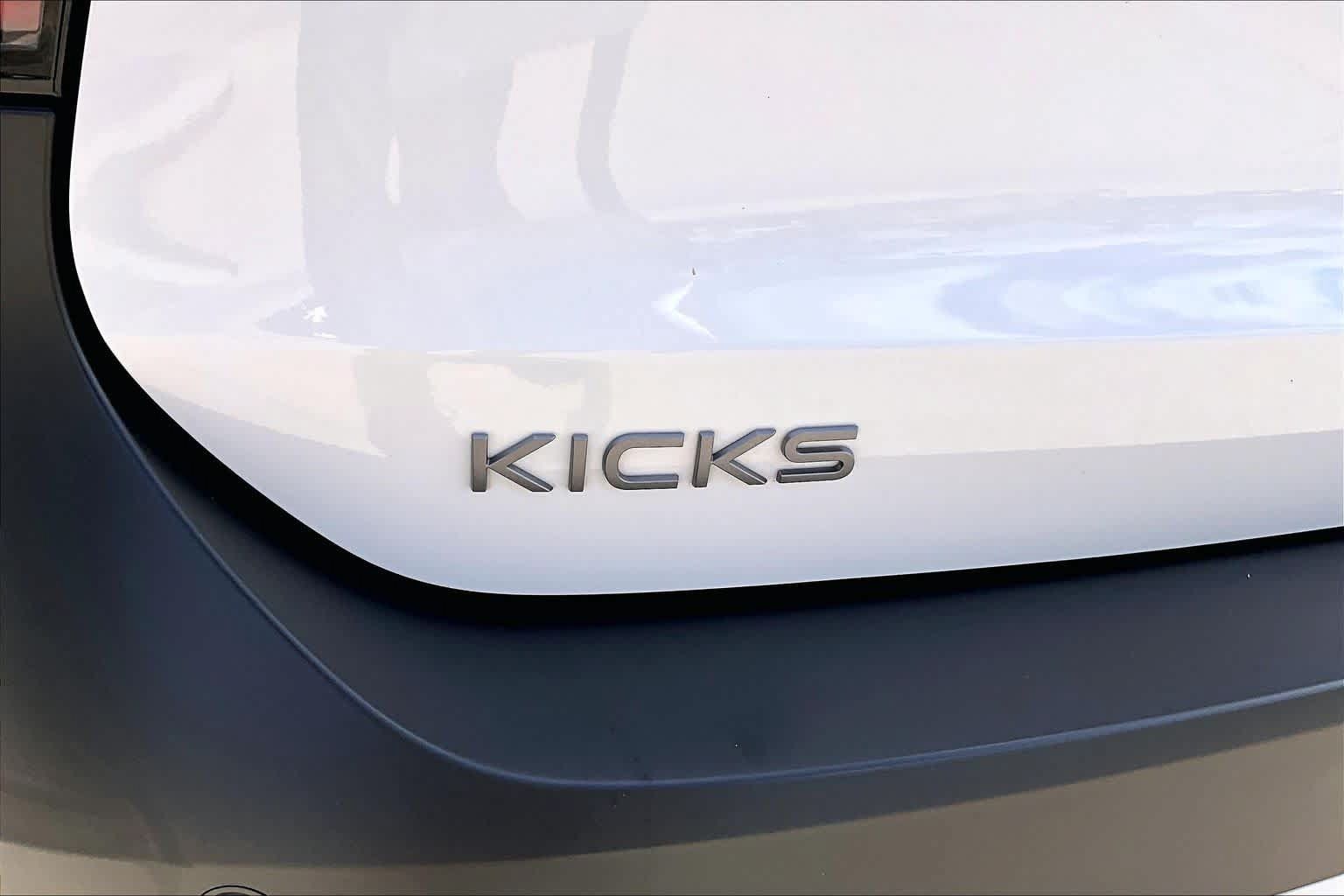 Used 2026 Nissan Kicks S FWD image 29