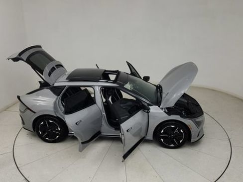 Used 2025 Kia EV6 GT-Line RWD image 36