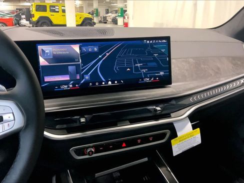 New 2026 BMW X7 xDrive40i w/ Executive Package image 6